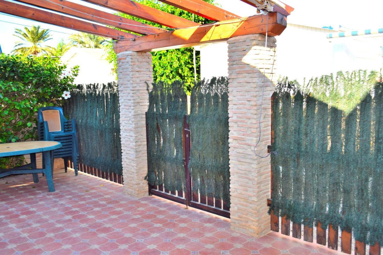 Confortable Bungalow en camping de La Manga Exterior foto
