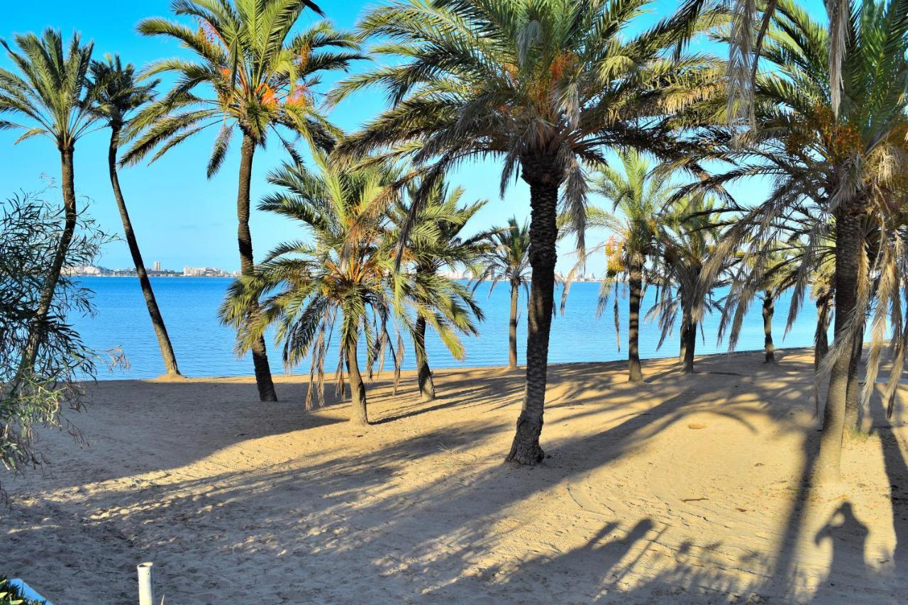 Confortable Bungalow en camping de La Manga Exterior foto