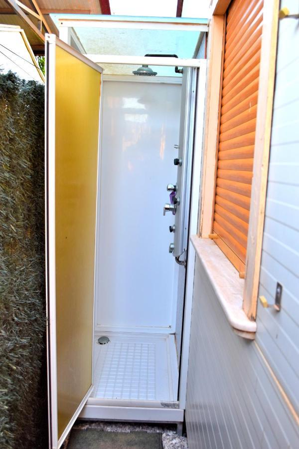 Confortable Bungalow en camping de La Manga Exterior foto
